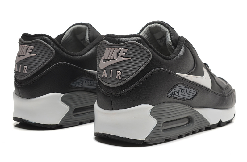 buy nike air max 90 essential