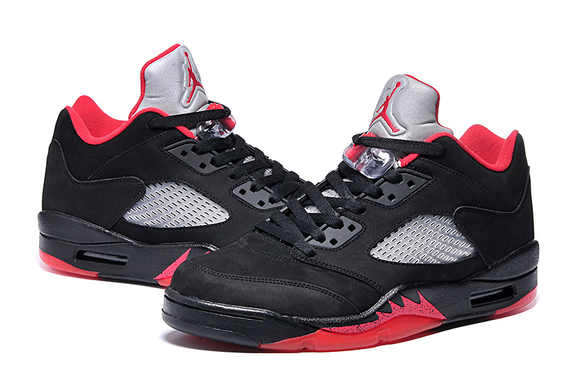 jordan retro 5 noir et rouge