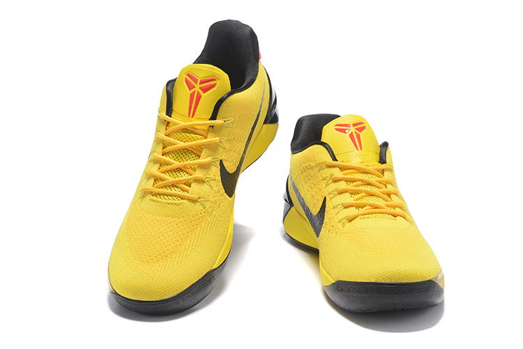 nike kobe 12 jaune